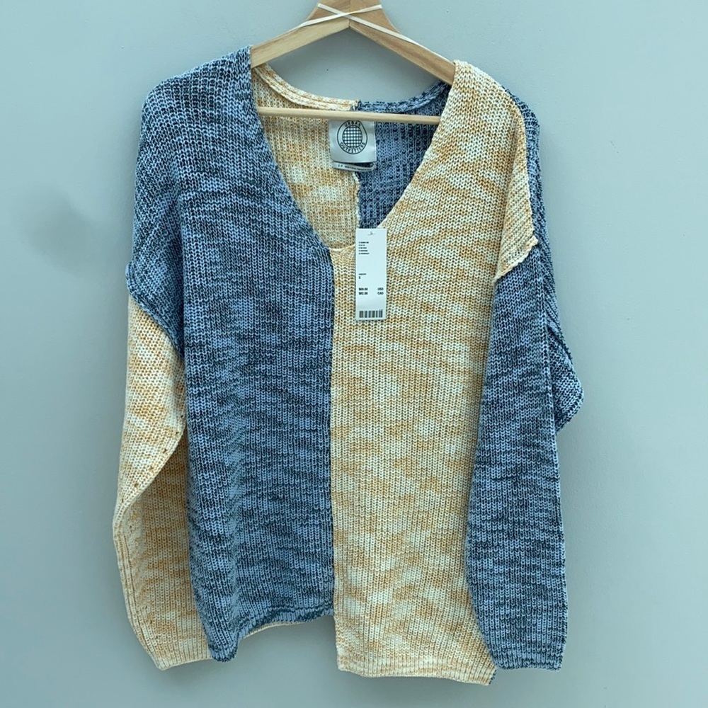 Urban Outfitters Women V neck Colorblock Sweater - Picture 2 of 6